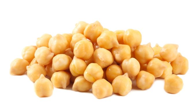 chickpeas-isolated
