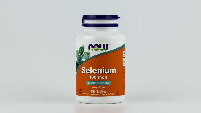 selenium-tablets-jar-dietary