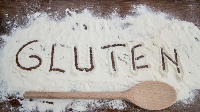 wooden-spoon-white-flour