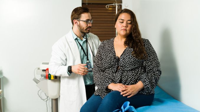 overweight woman breathing problems